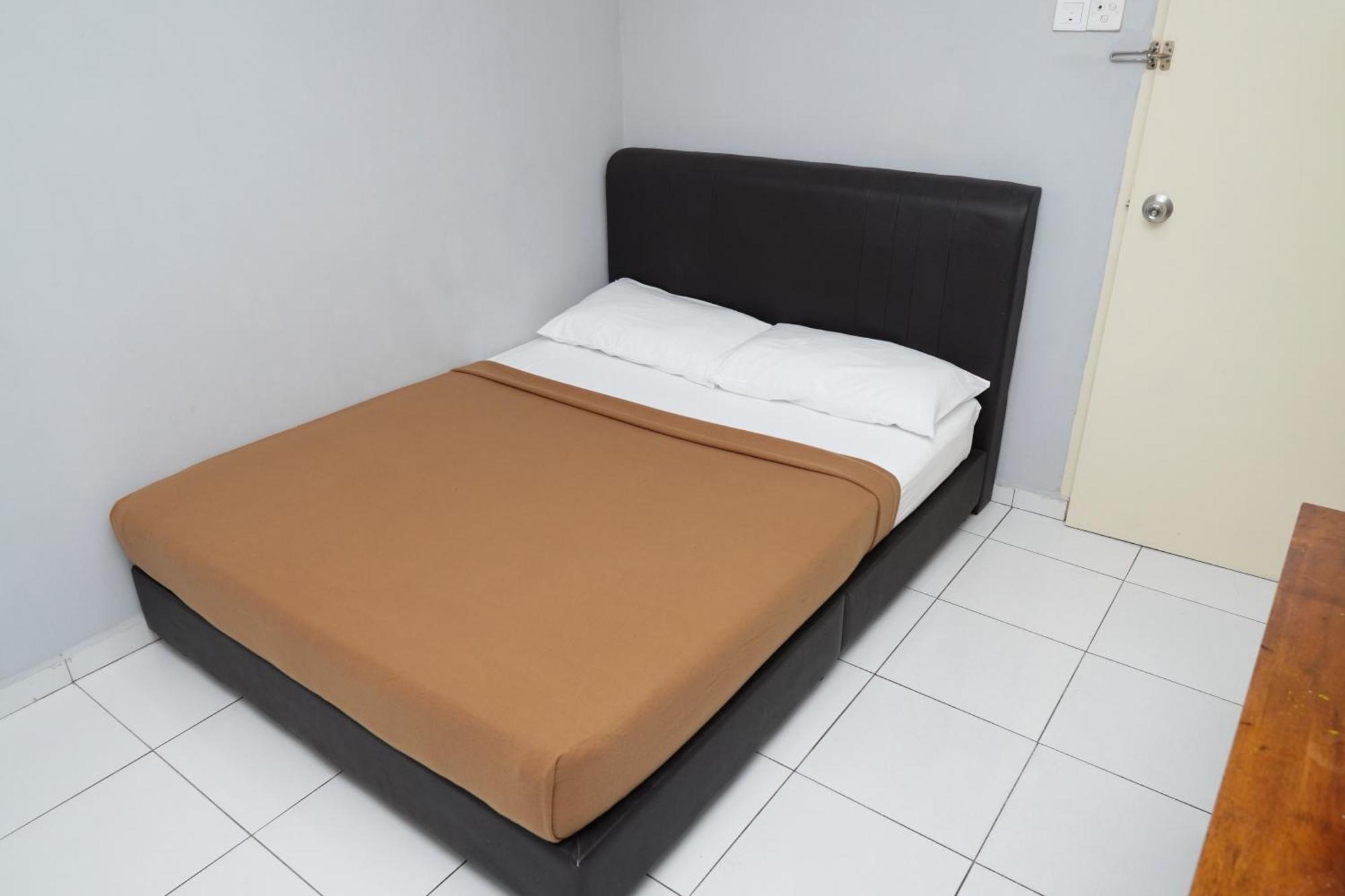 Hotel Sixty Nine Johor Bahru Esterno foto