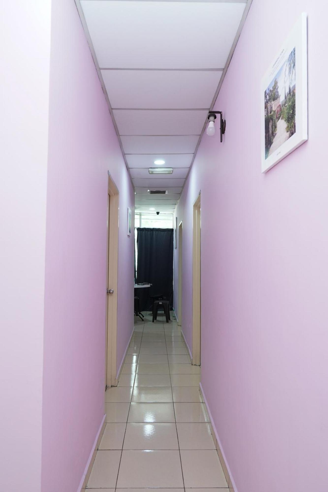 Hotel Sixty Nine Johor Bahru Esterno foto