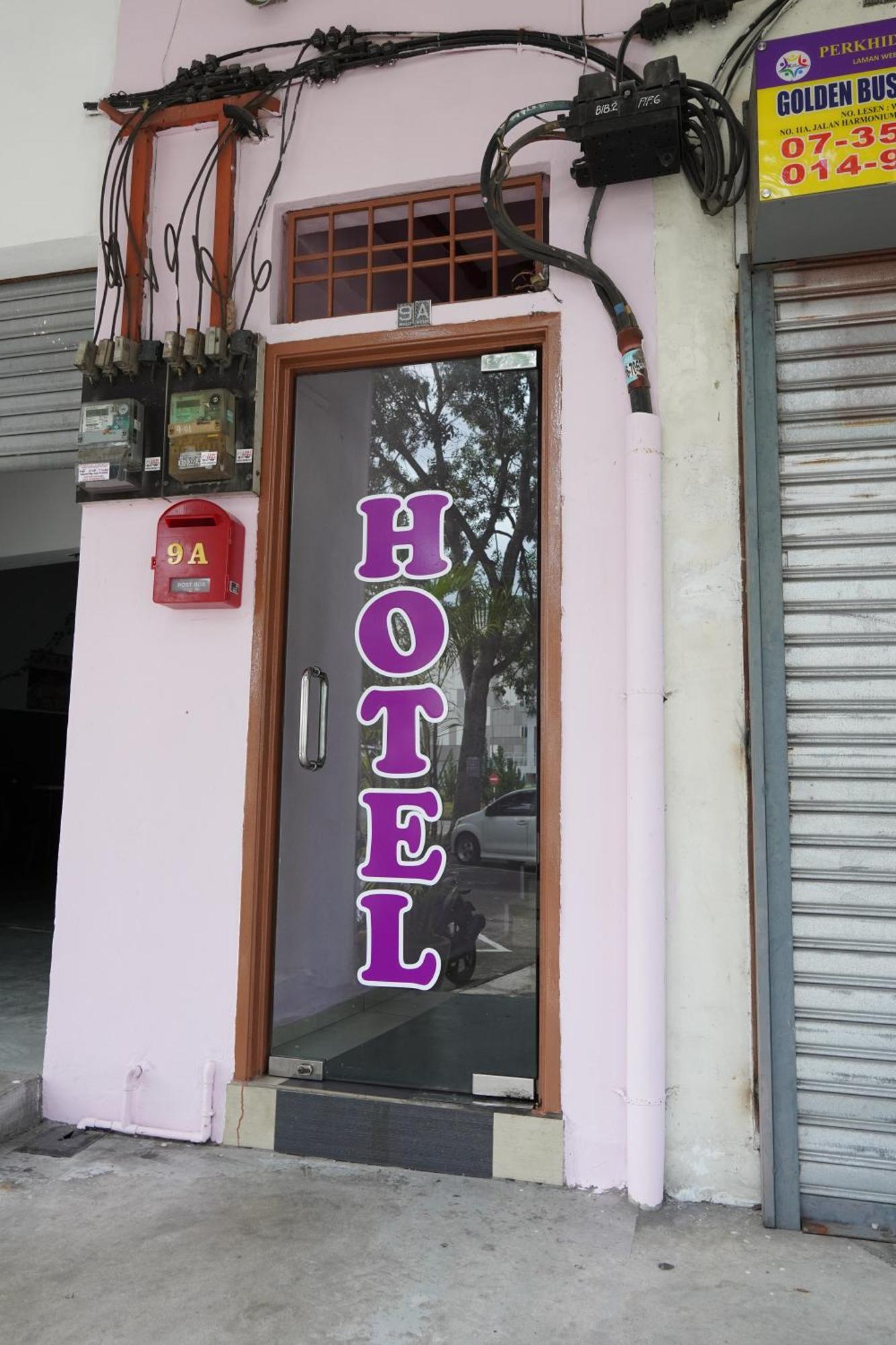 Hotel Sixty Nine Johor Bahru Esterno foto