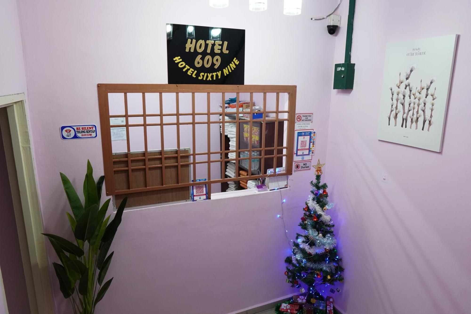 Hotel Sixty Nine Johor Bahru Esterno foto